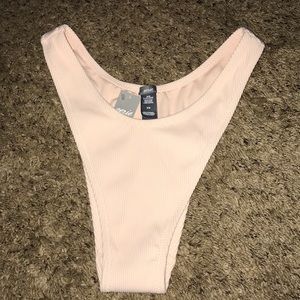 High rise cheeky bikini bottoms..pleated texture